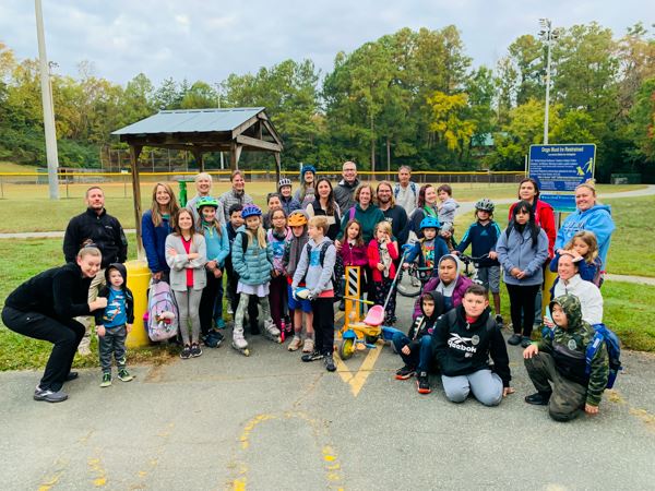 bike and roll to school 2022 low